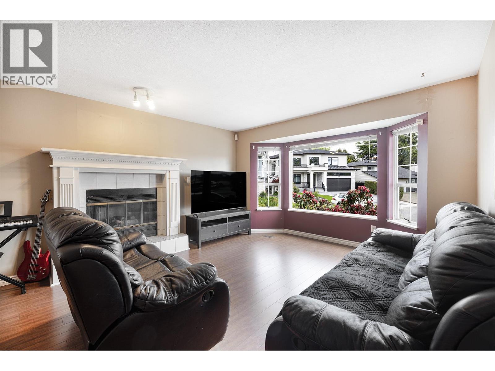 19625 PARK ROAD, Pitt Meadows