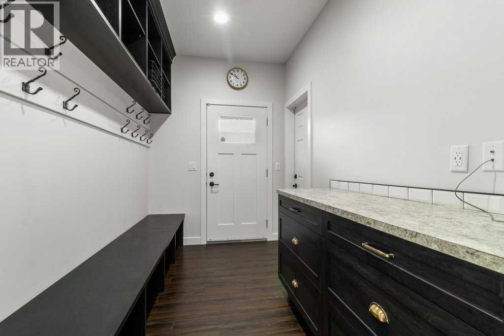 60 Reynolds Road, Sylvan Lake