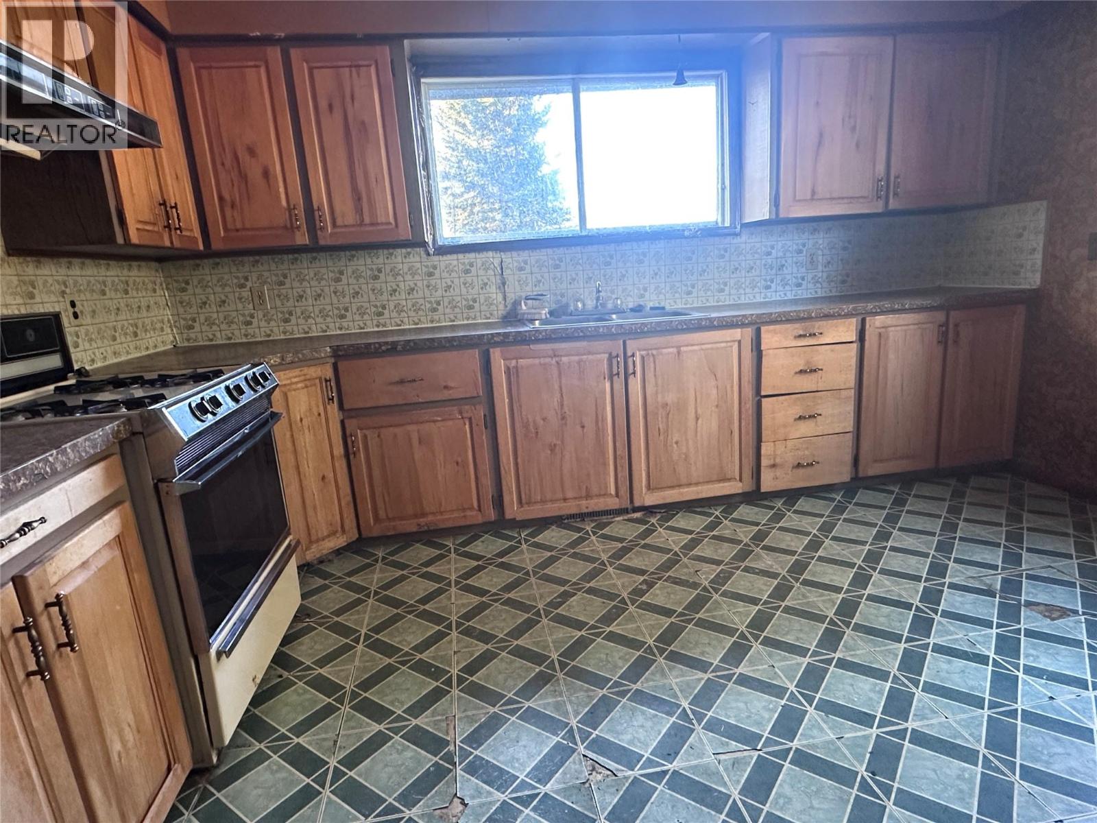 15410 Tomslake Drive, Dawson Creek