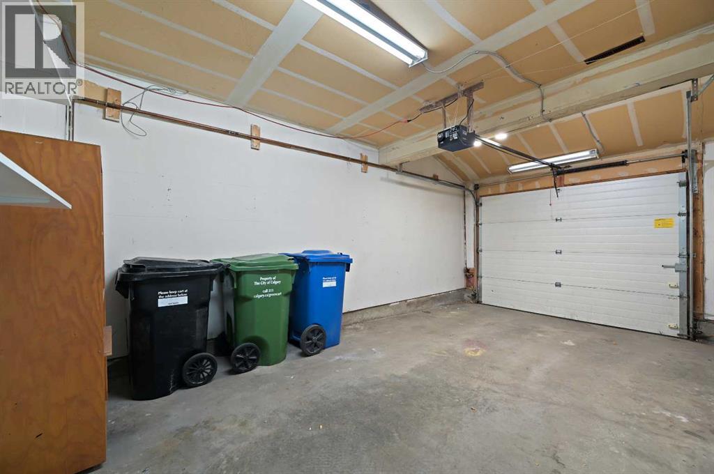 Single Family House 4 Level for Sale in  Brae Glen Court SW Braeside Calgary 