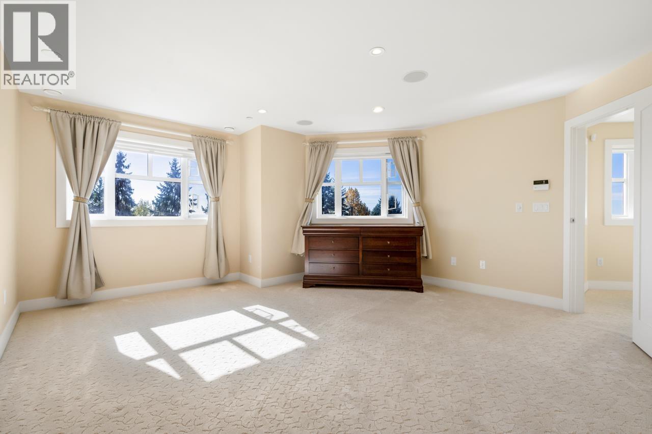 1 2555 SKILIFT ROAD, West Vancouver