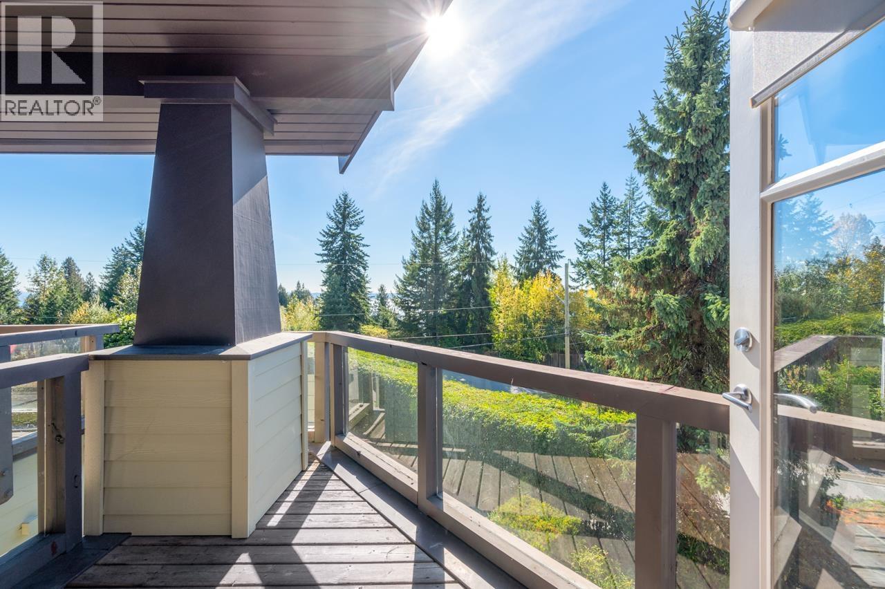 1 2555 SKILIFT ROAD, West Vancouver