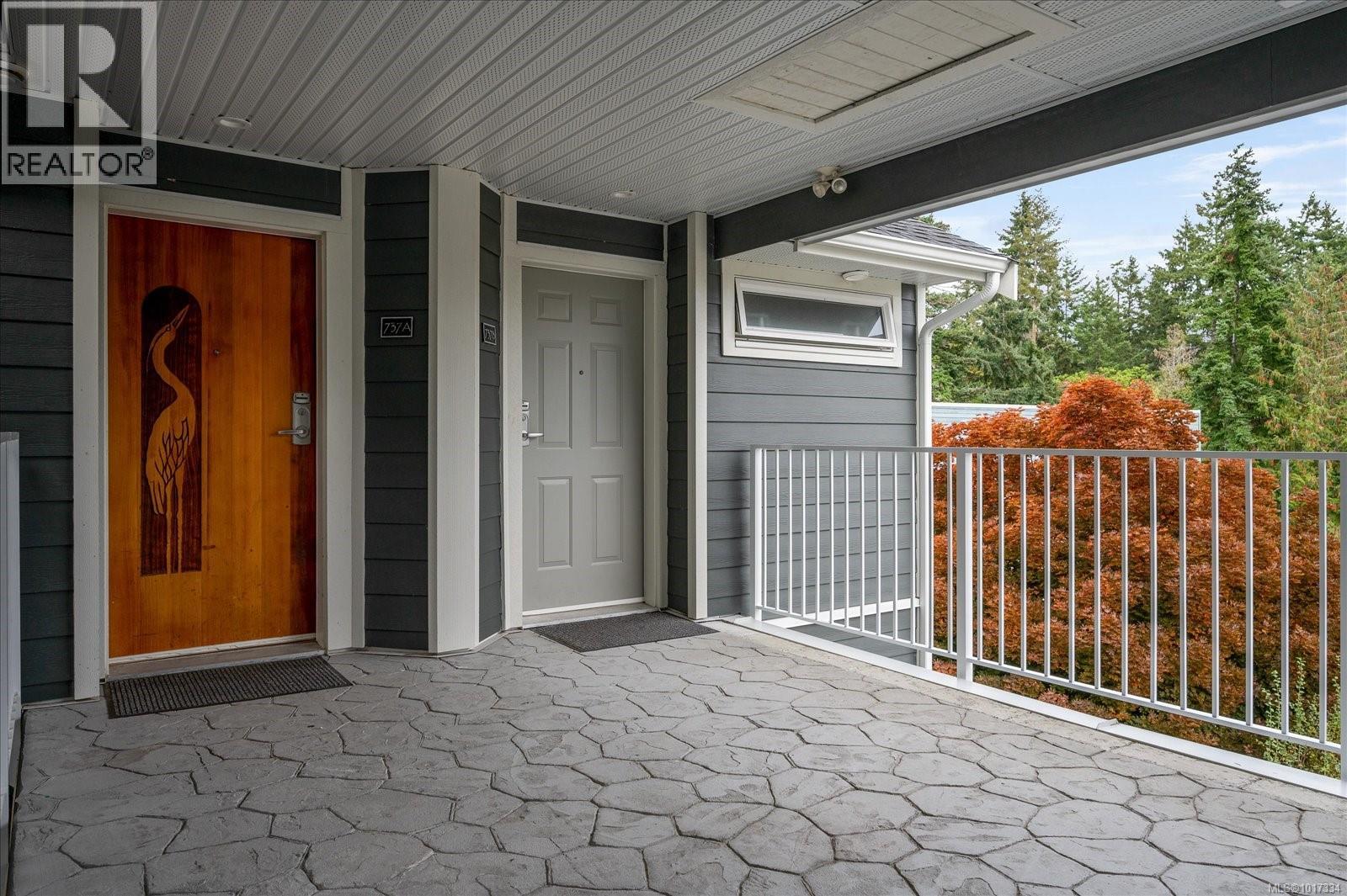 737 1600 Stroulger Rd, Nanoose Bay