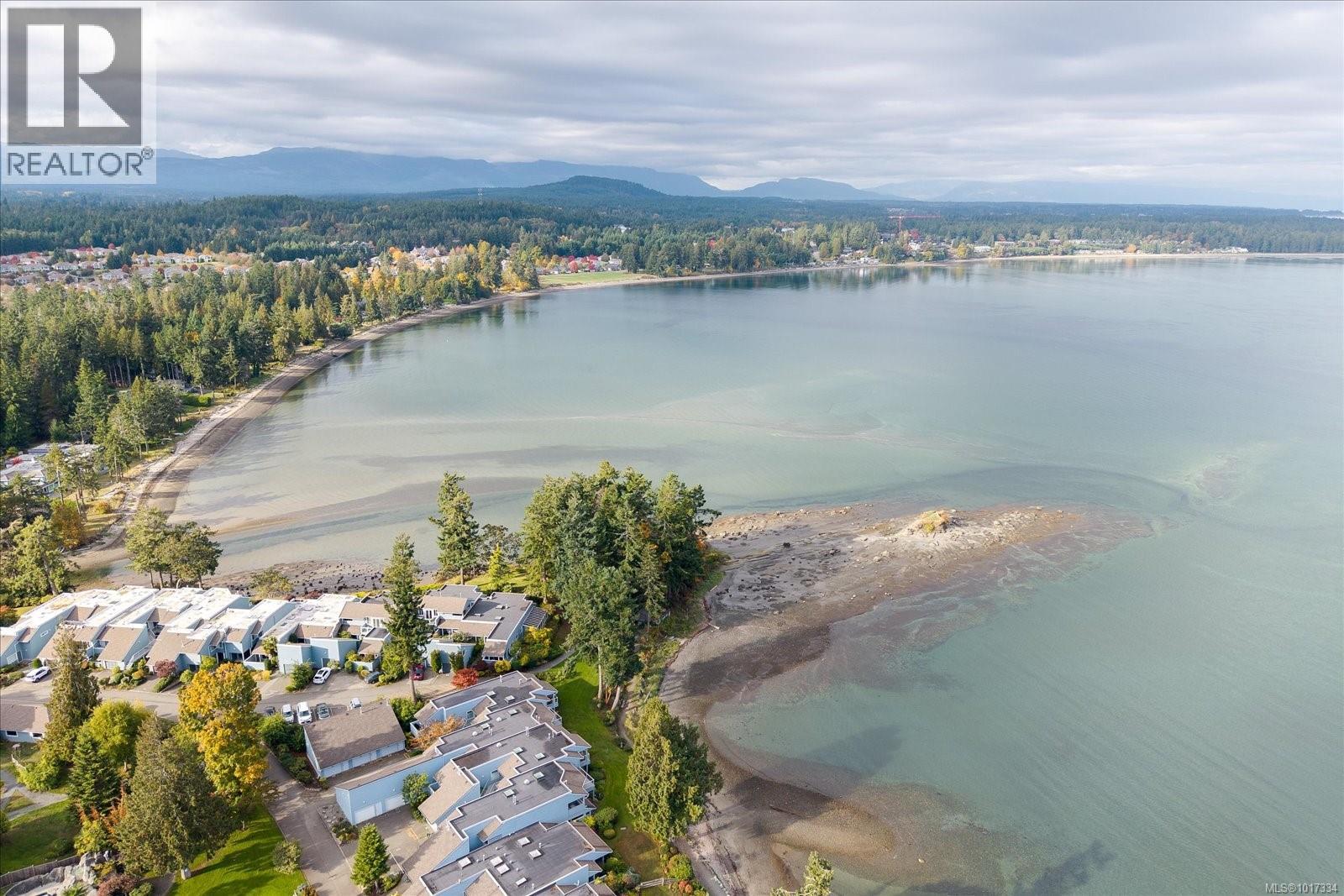 737 1600 Stroulger Rd, Nanoose Bay