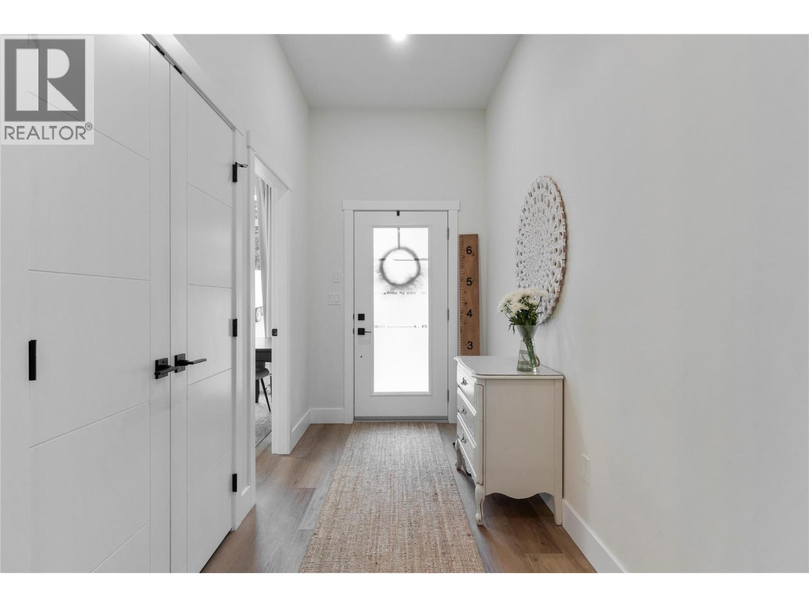 14 231 20 Street, Salmon Arm