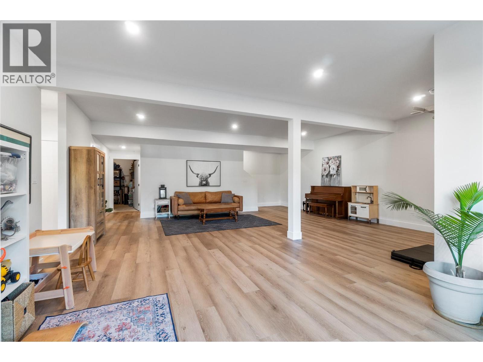 14 231 20 Street, Salmon Arm
