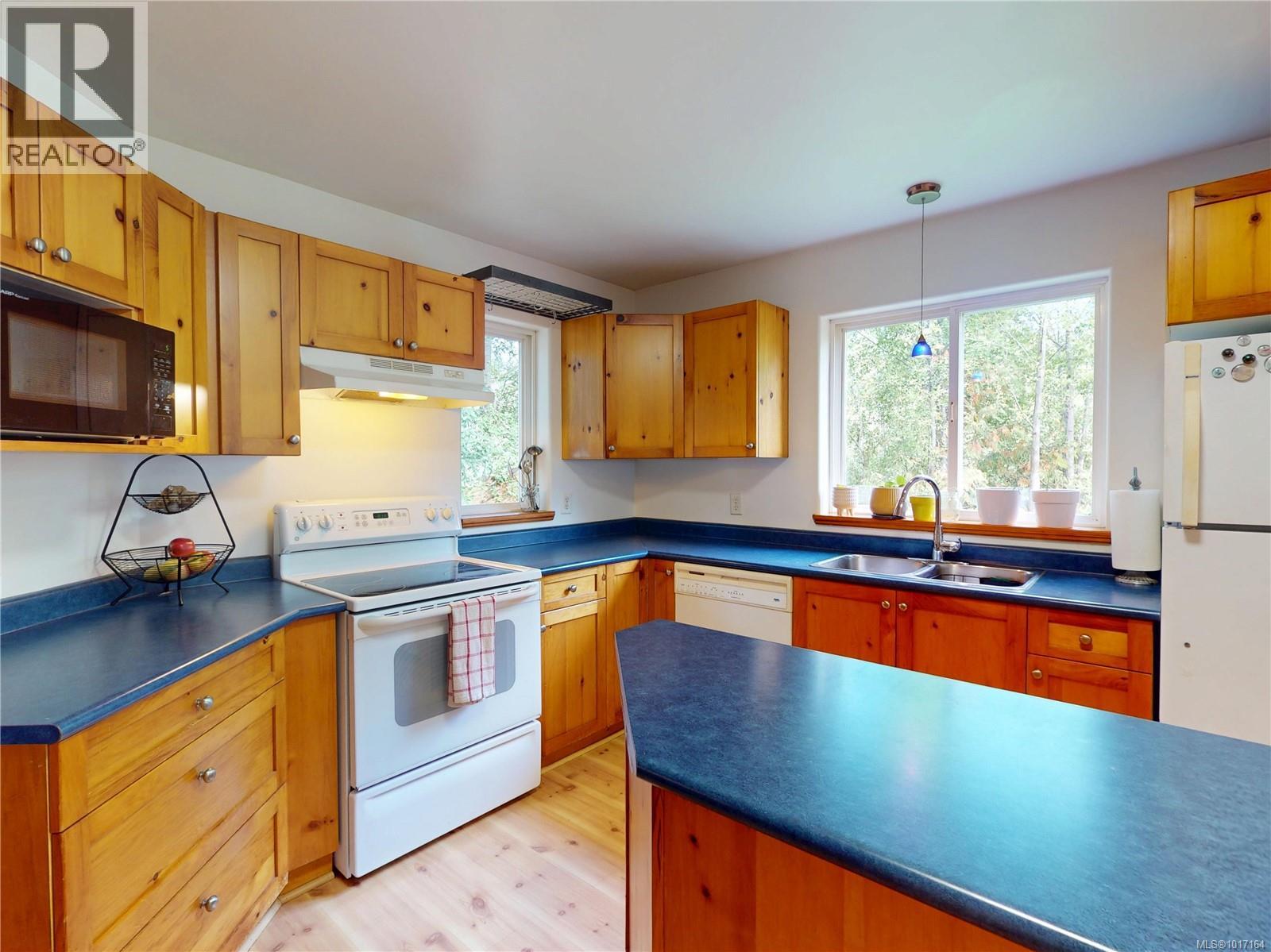  2126 Winfield Drive, Sooke