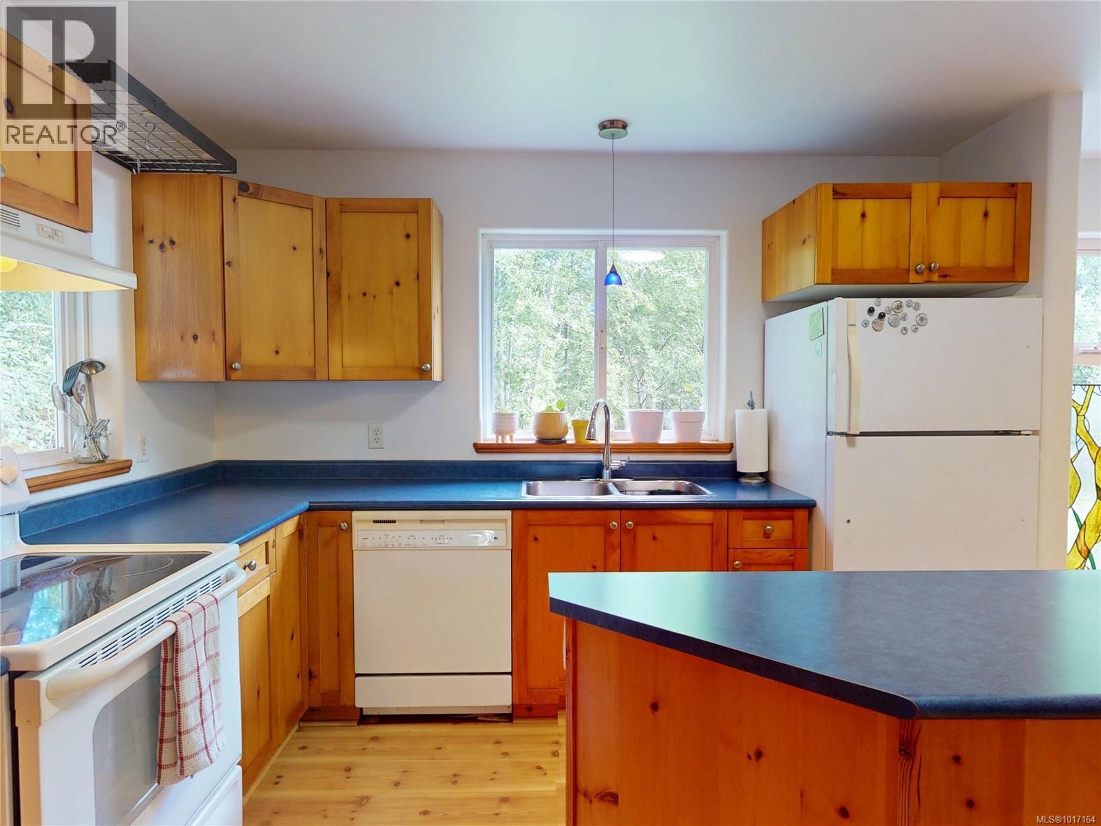  2126 Winfield Drive, Sooke