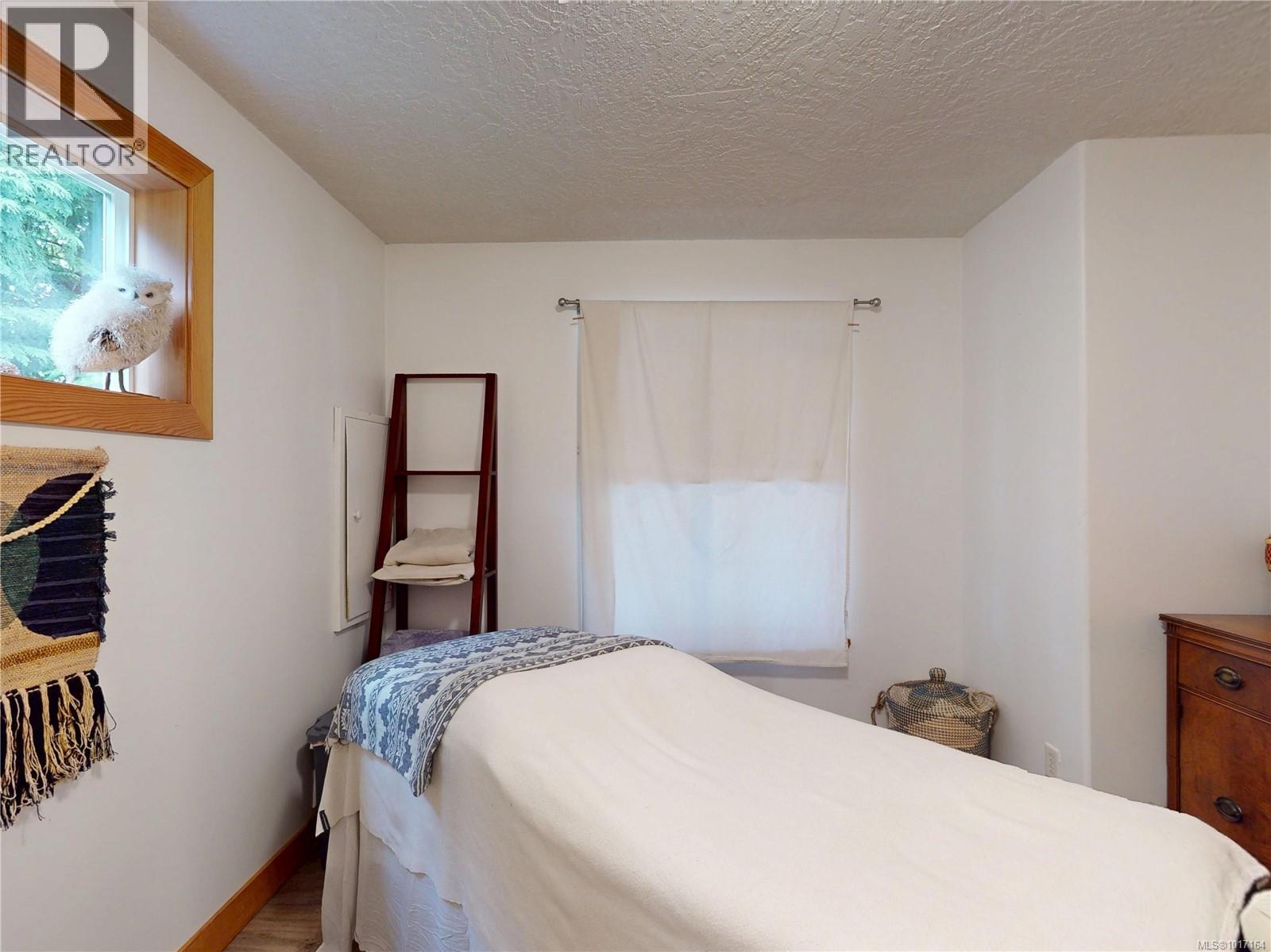  2126 Winfield Drive, Sooke
