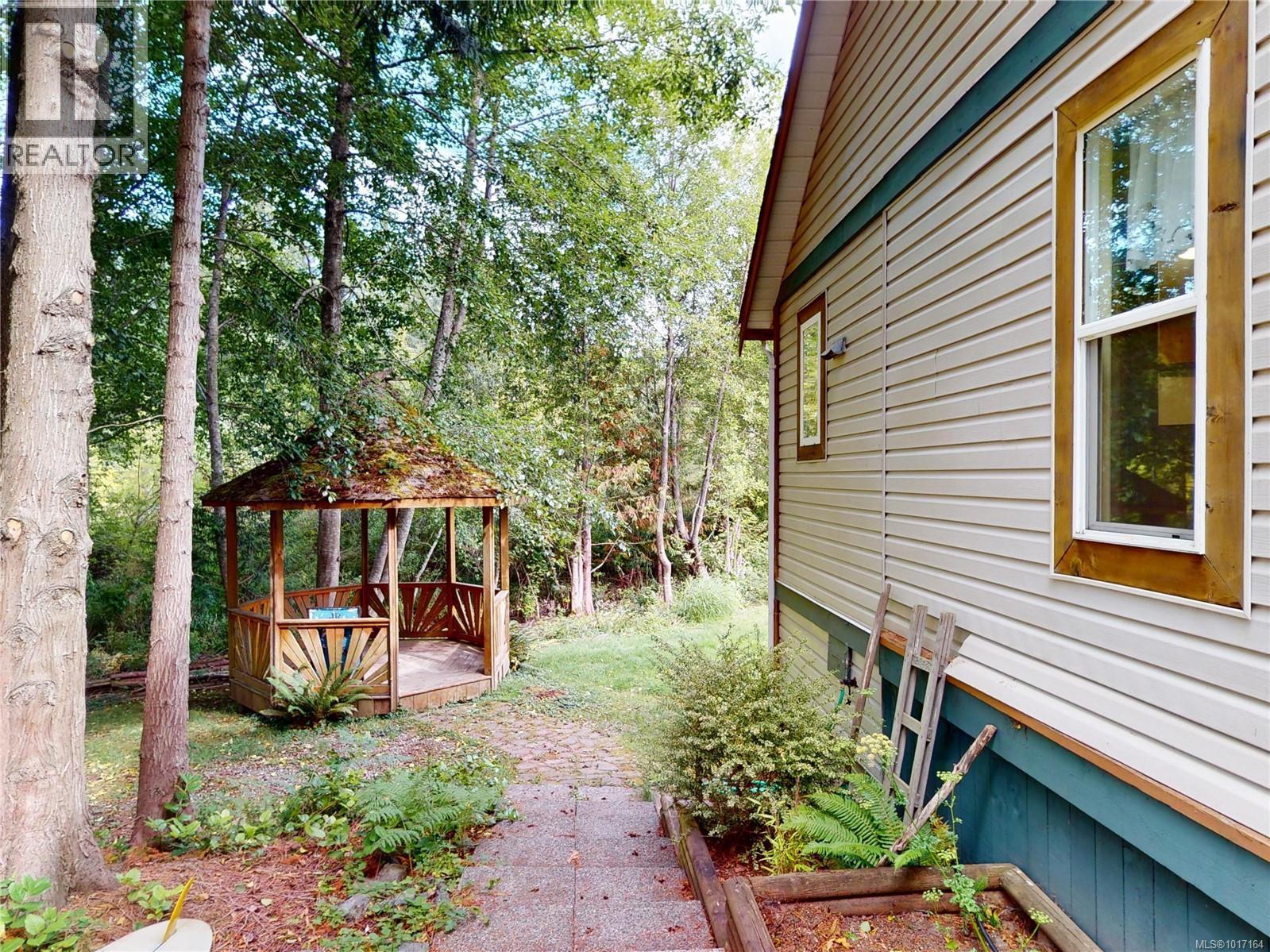 2126 Winfield Drive, Sooke