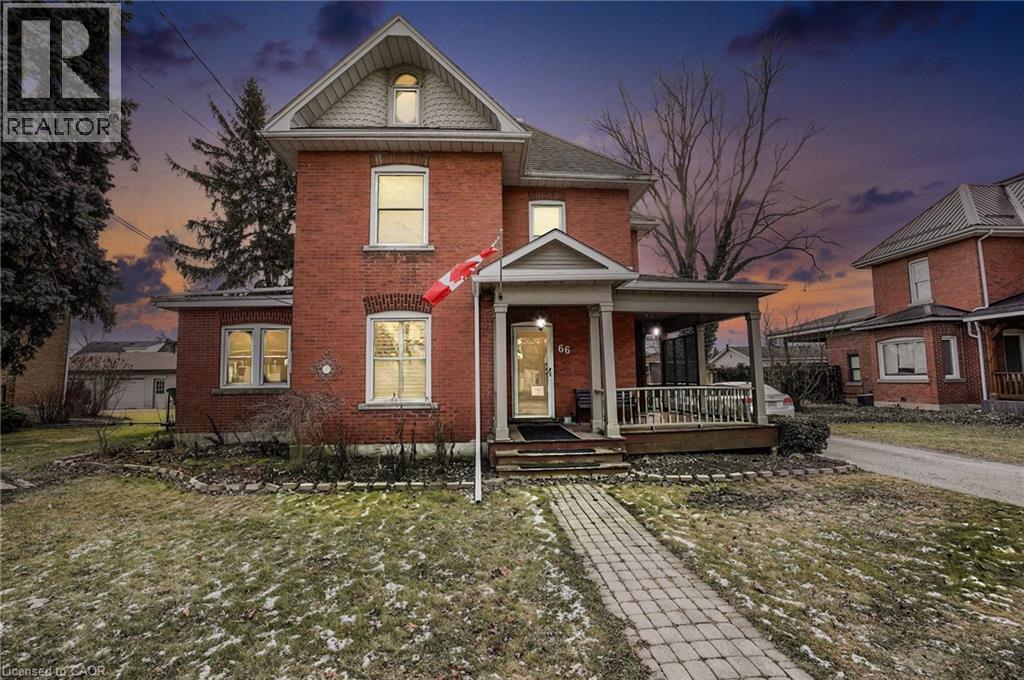 66 KING Street E