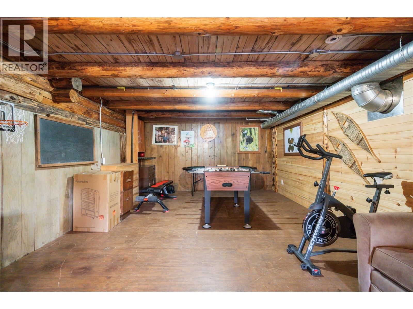  9866 Old Spallumcheen Road, Sicamous