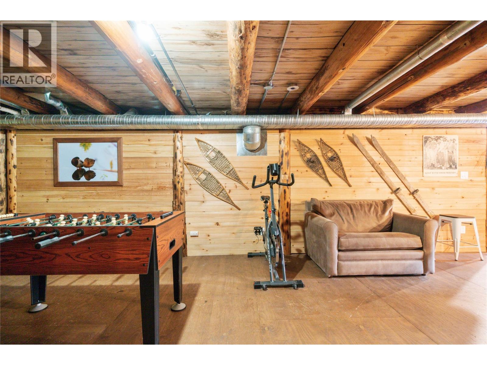  9866 Old Spallumcheen Road, Sicamous