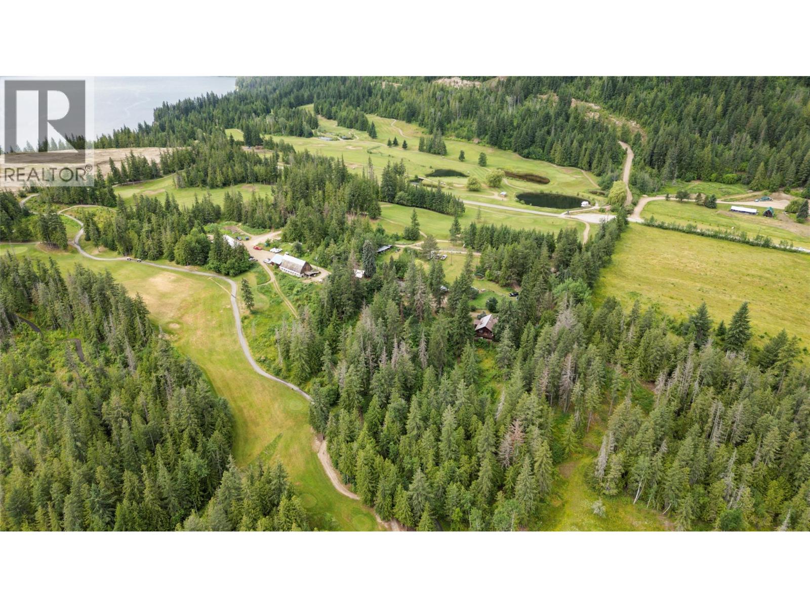  9866 Old Spallumcheen Road, Sicamous