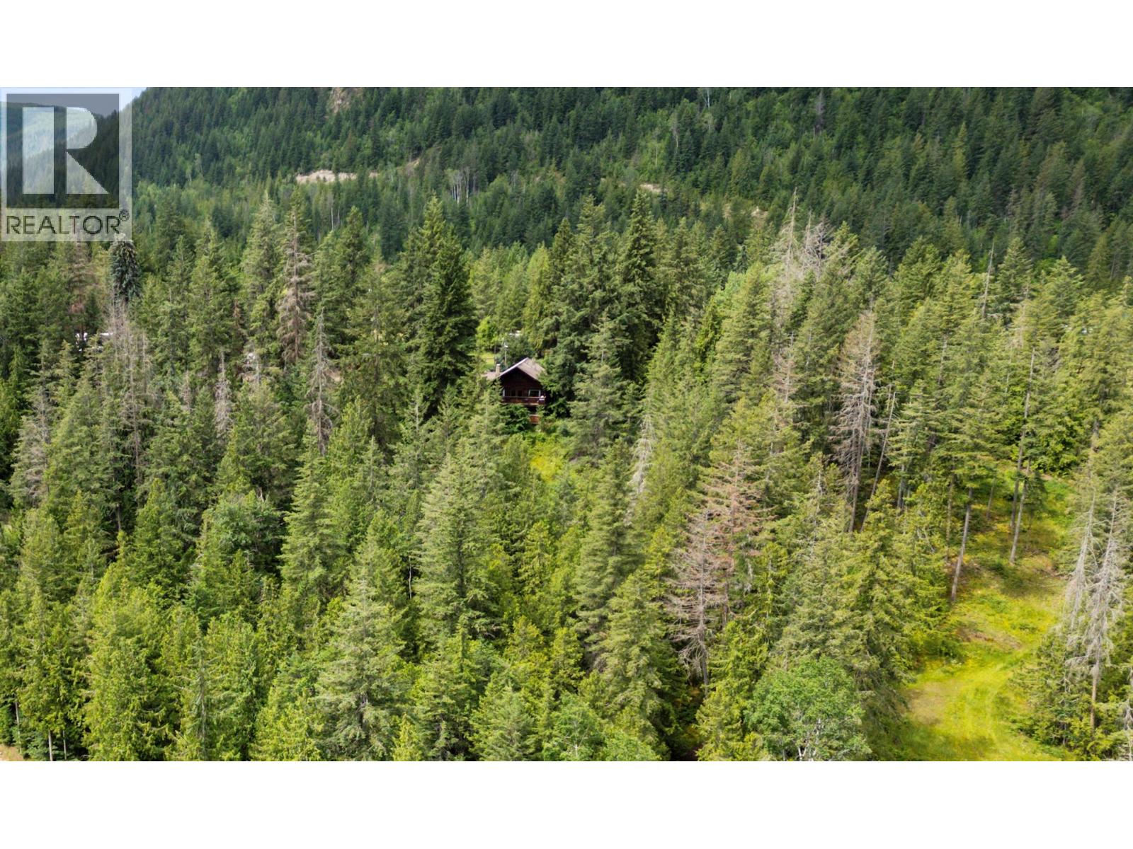  9866 Old Spallumcheen Road, Sicamous