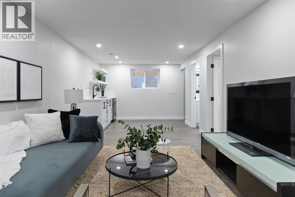 Single Family House Bungalow for Sale in   Street SE Acadia Calgary 