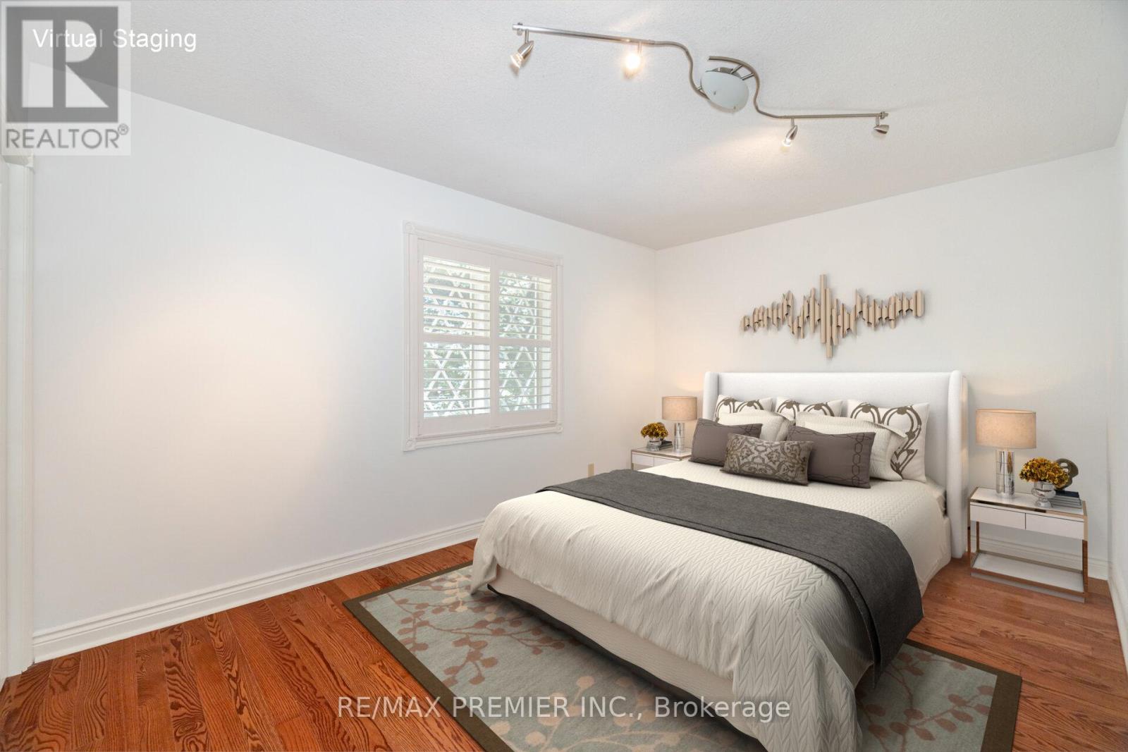 Single Family House for Sale in  INGLEVIEW DRIVE Caledon (Inglewood) 