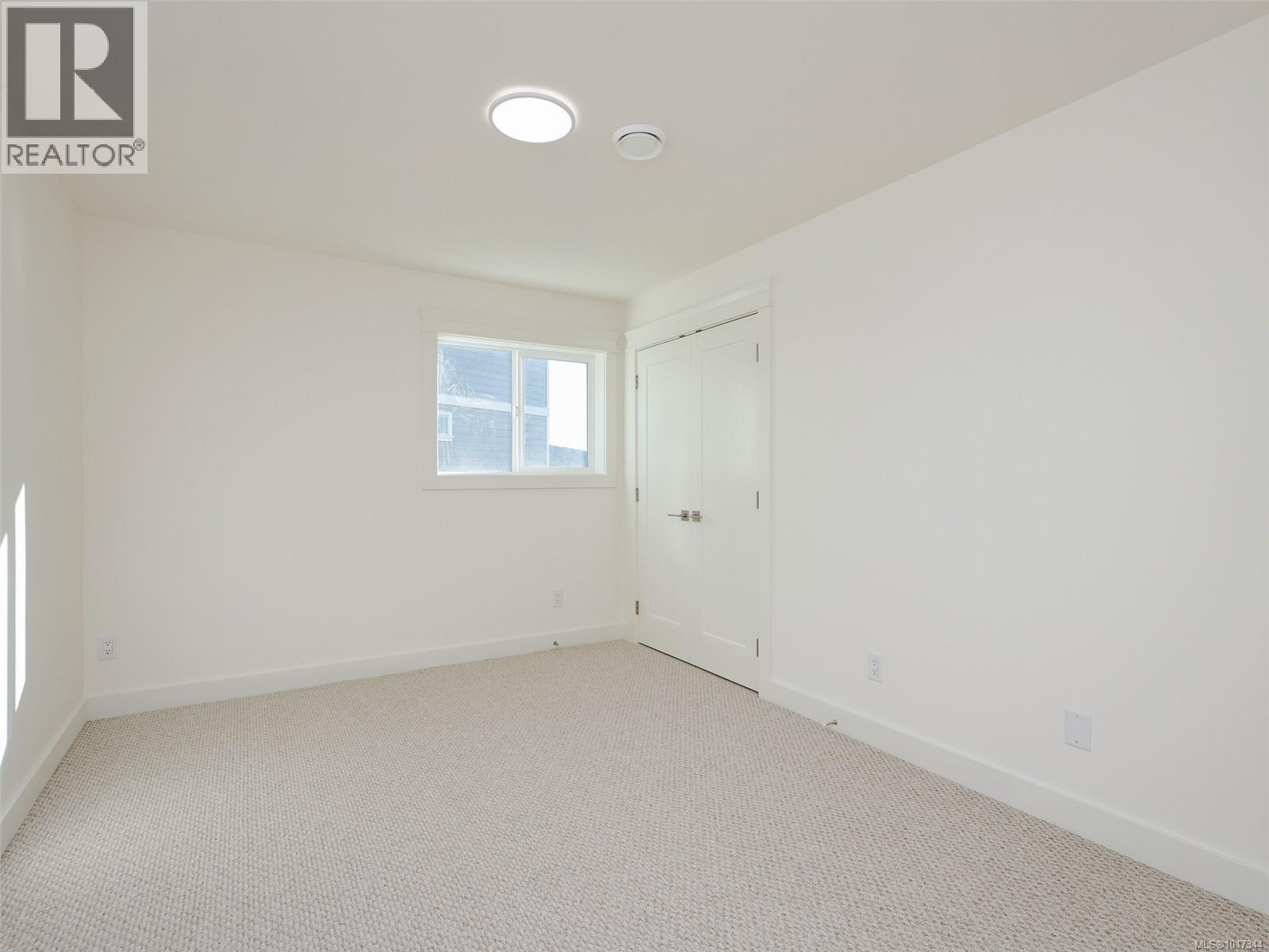  2585 Nickson Way, Sooke