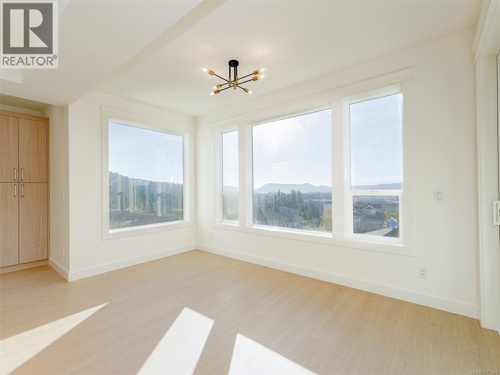  2585 Nickson Way, Sooke