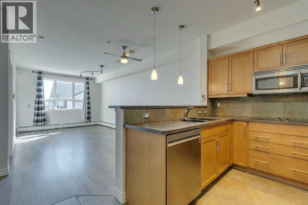 439, 26 Val Gardena View SW, Calgary, Alberta