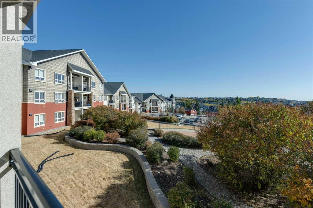 Single Family House for Sale in   Val Gardena View SW Springbank Hill Calgary 