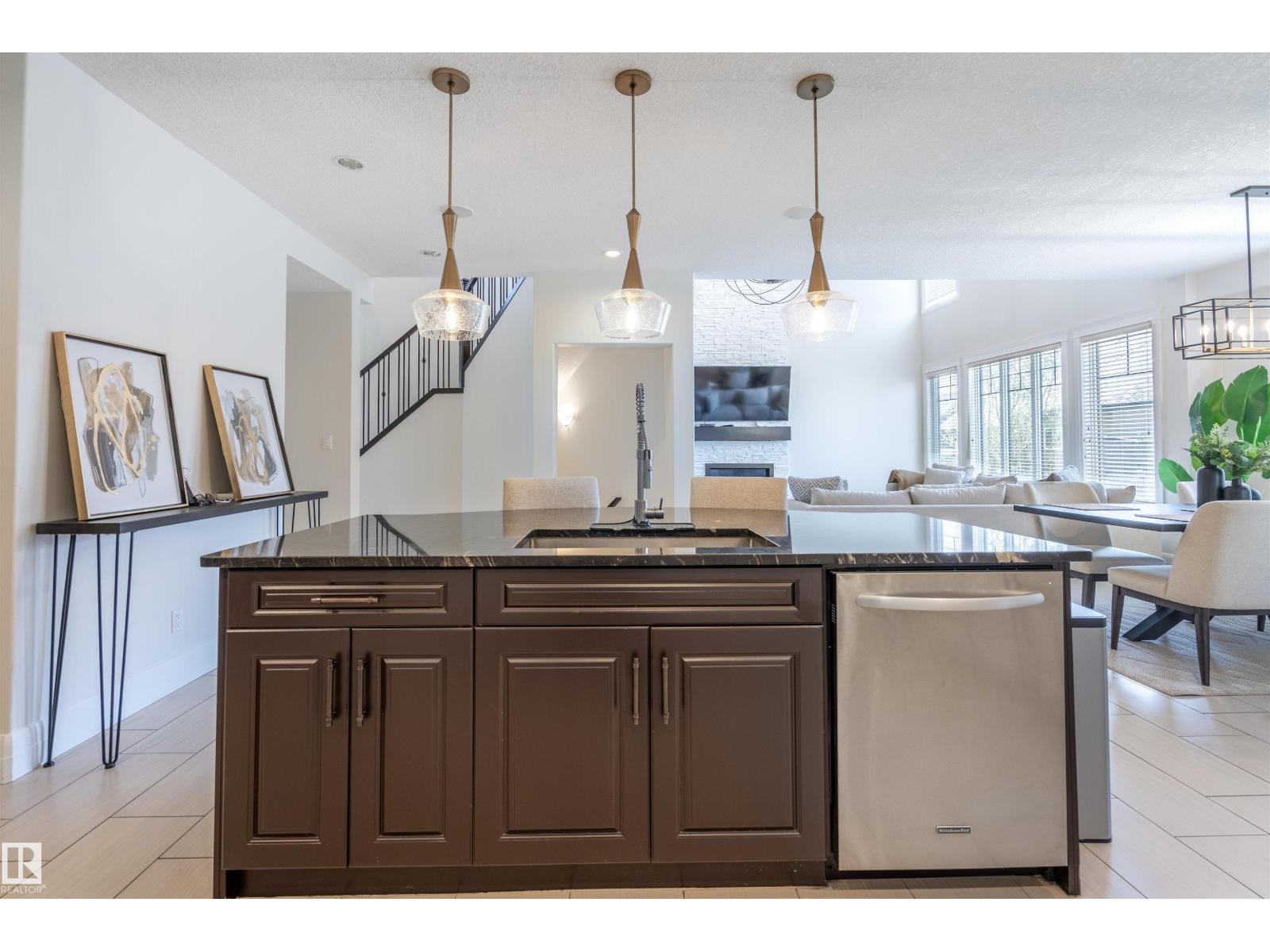 #20 10550 ELLERSLIE RD SW, Edmonton