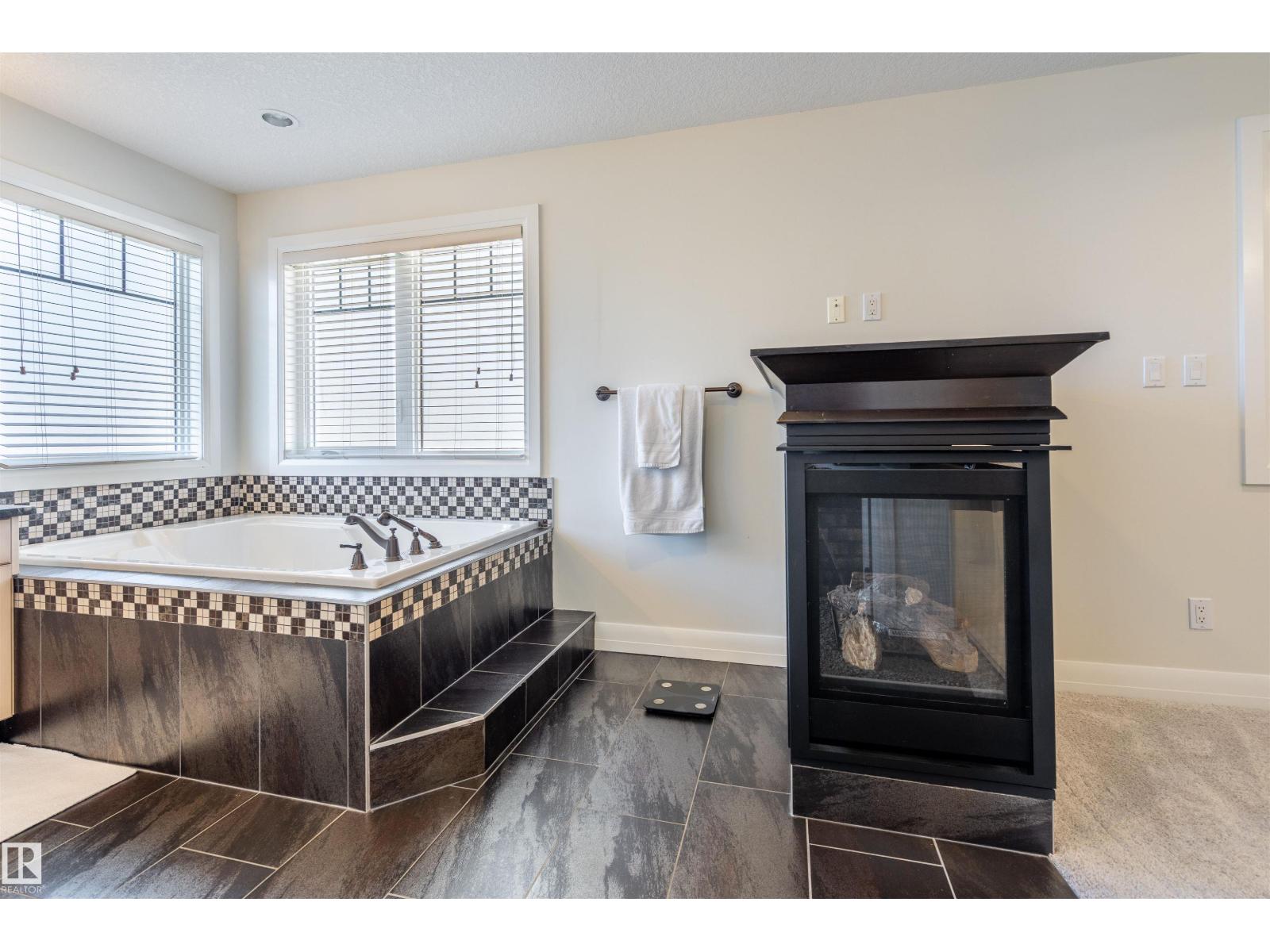 #20 10550 ELLERSLIE RD SW, Edmonton