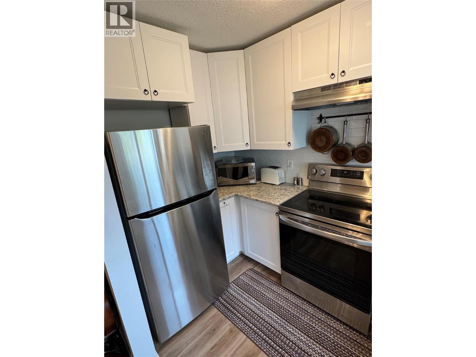 1451 1 Avenue NE Unit# 403, Salmon Arm