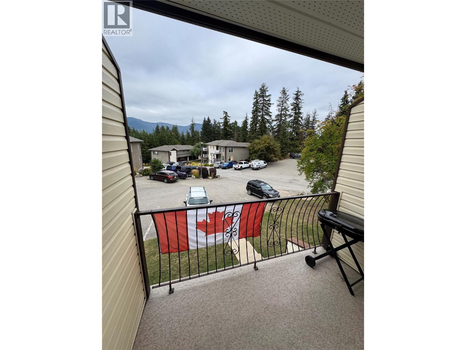 1451 1 Avenue NE Unit# 403, Salmon Arm