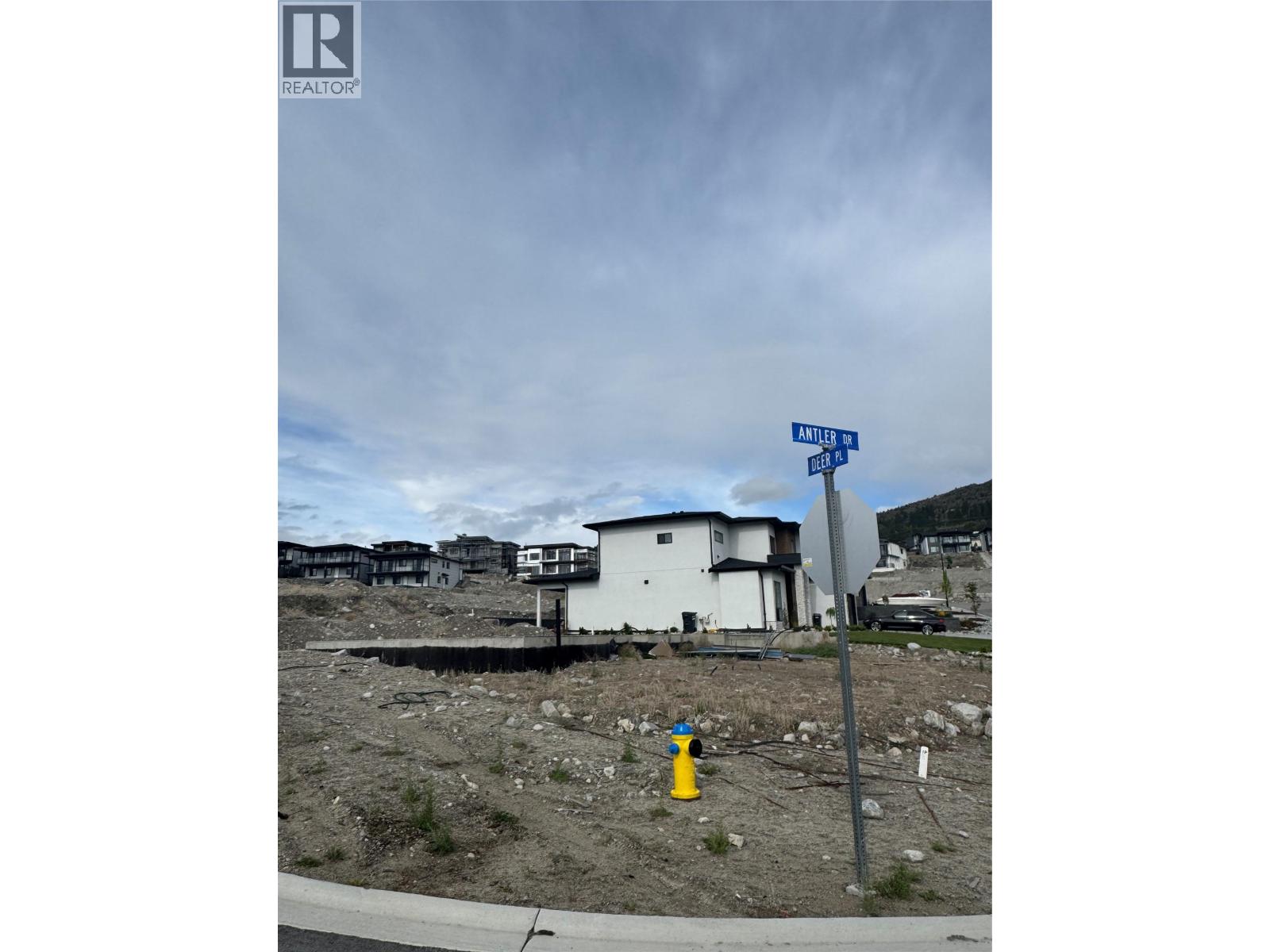  1129 antler Drive, Penticton