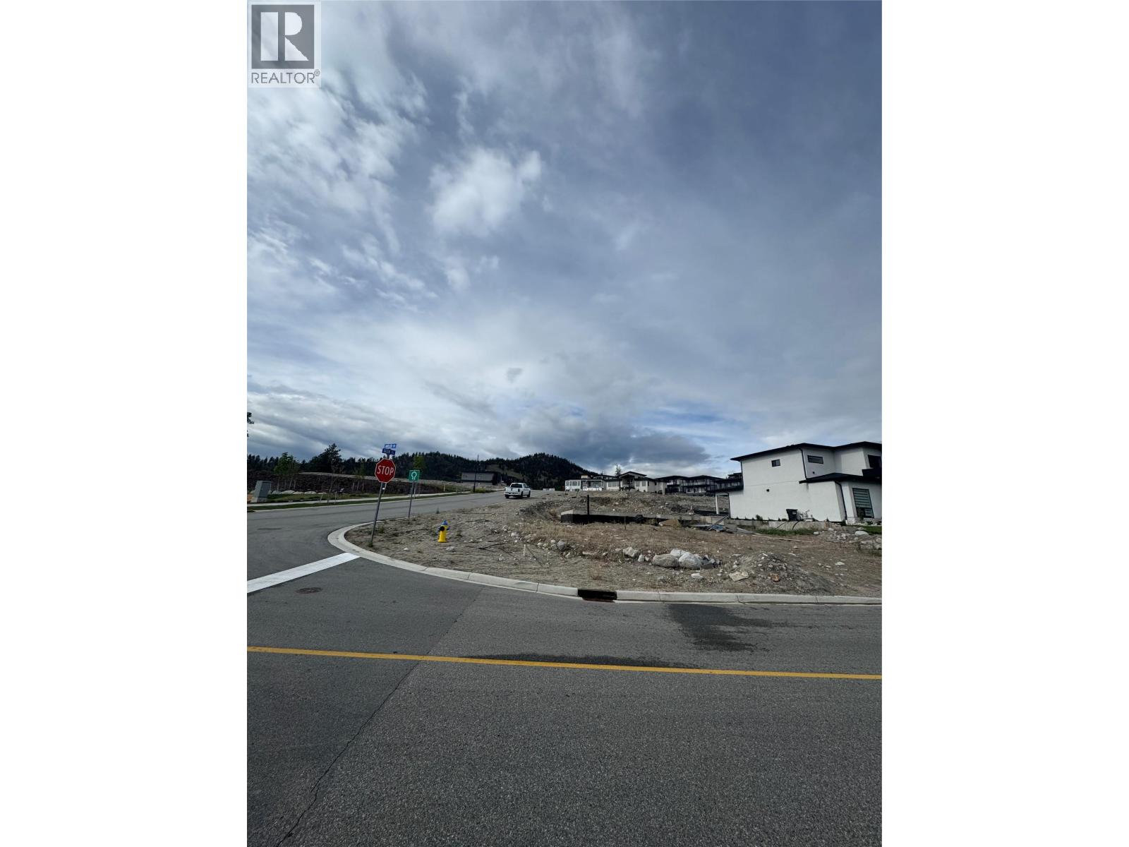  1129 antler Drive, Penticton
