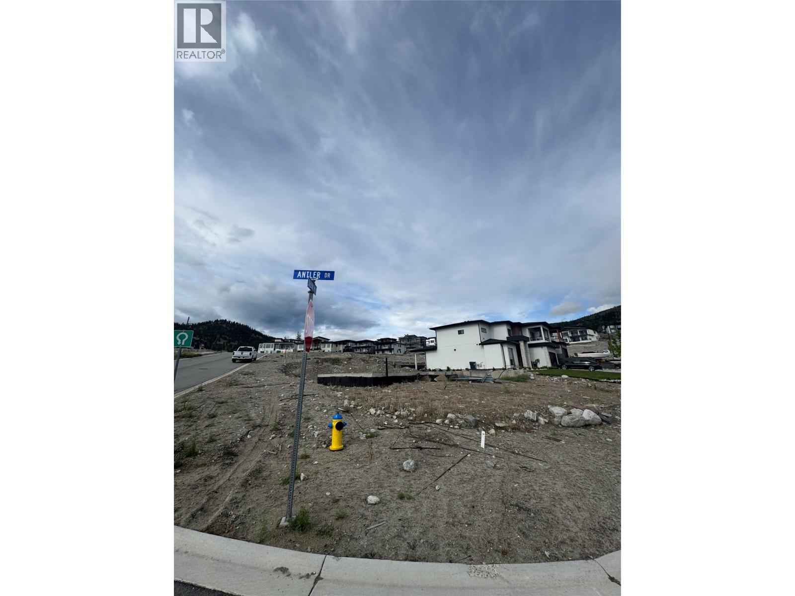  1129 antler Drive, Penticton