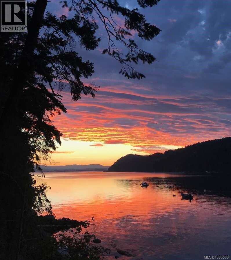 557 Weathers Way, Mudge Island