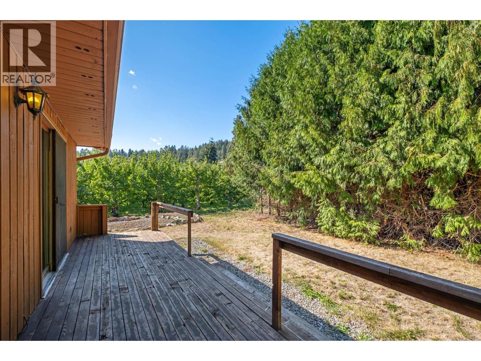  4977 Elliott Avenue, Peachland