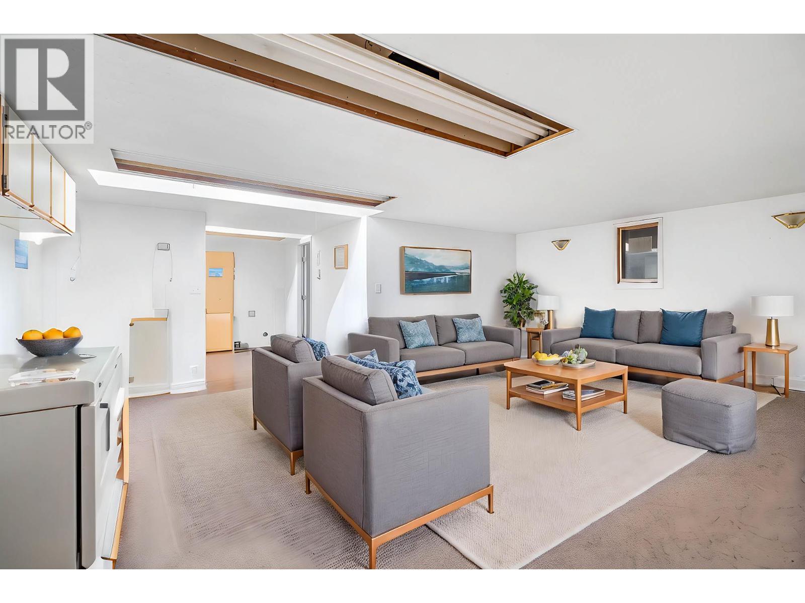  4977 Elliott Avenue, Peachland