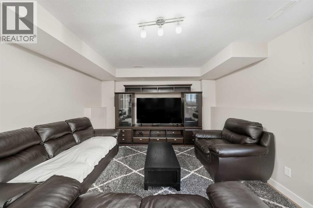 22 Mackenzie Ranch Way, Lacombe