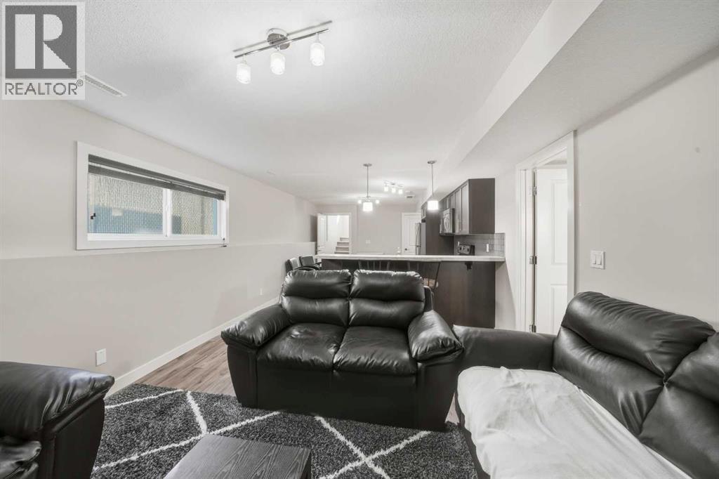 22 Mackenzie Ranch Way, Lacombe
