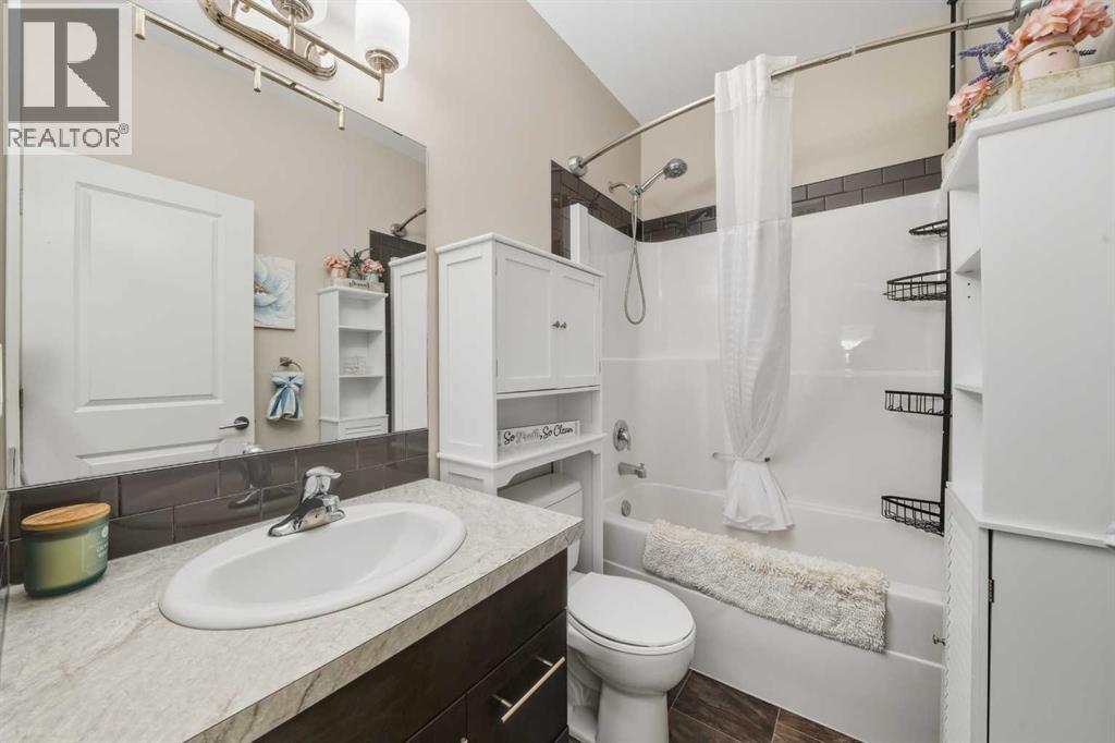 22 Mackenzie Ranch Way, Lacombe