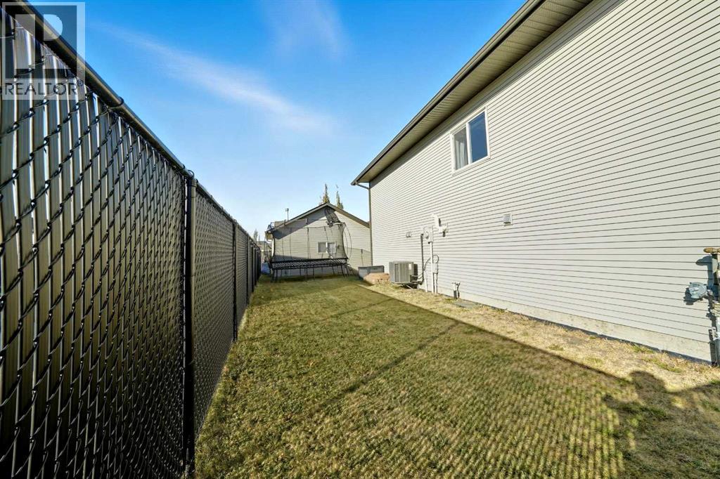 22 Mackenzie Ranch Way, Lacombe