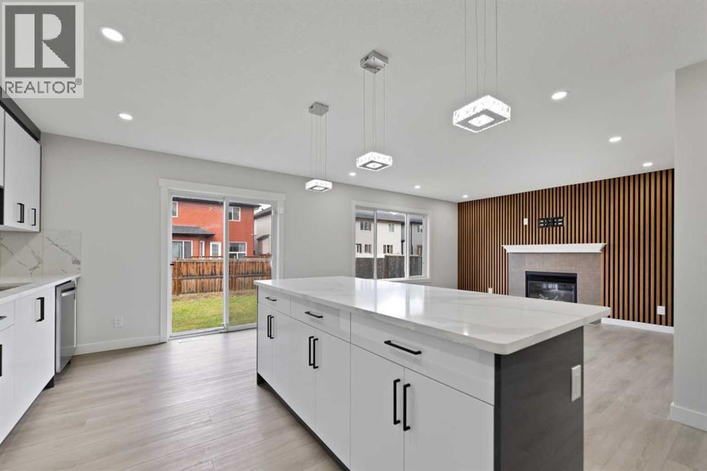 Single Family House for Sale in  Saddlecrest Green NE Saddle Ridge Calgary 