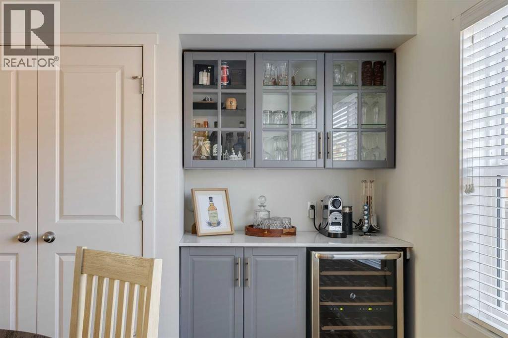 Single Family House for Sale in  Evansborough Common NW Evanston Calgary 