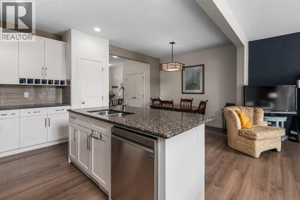 390 River Heights Crescent, Cochrane