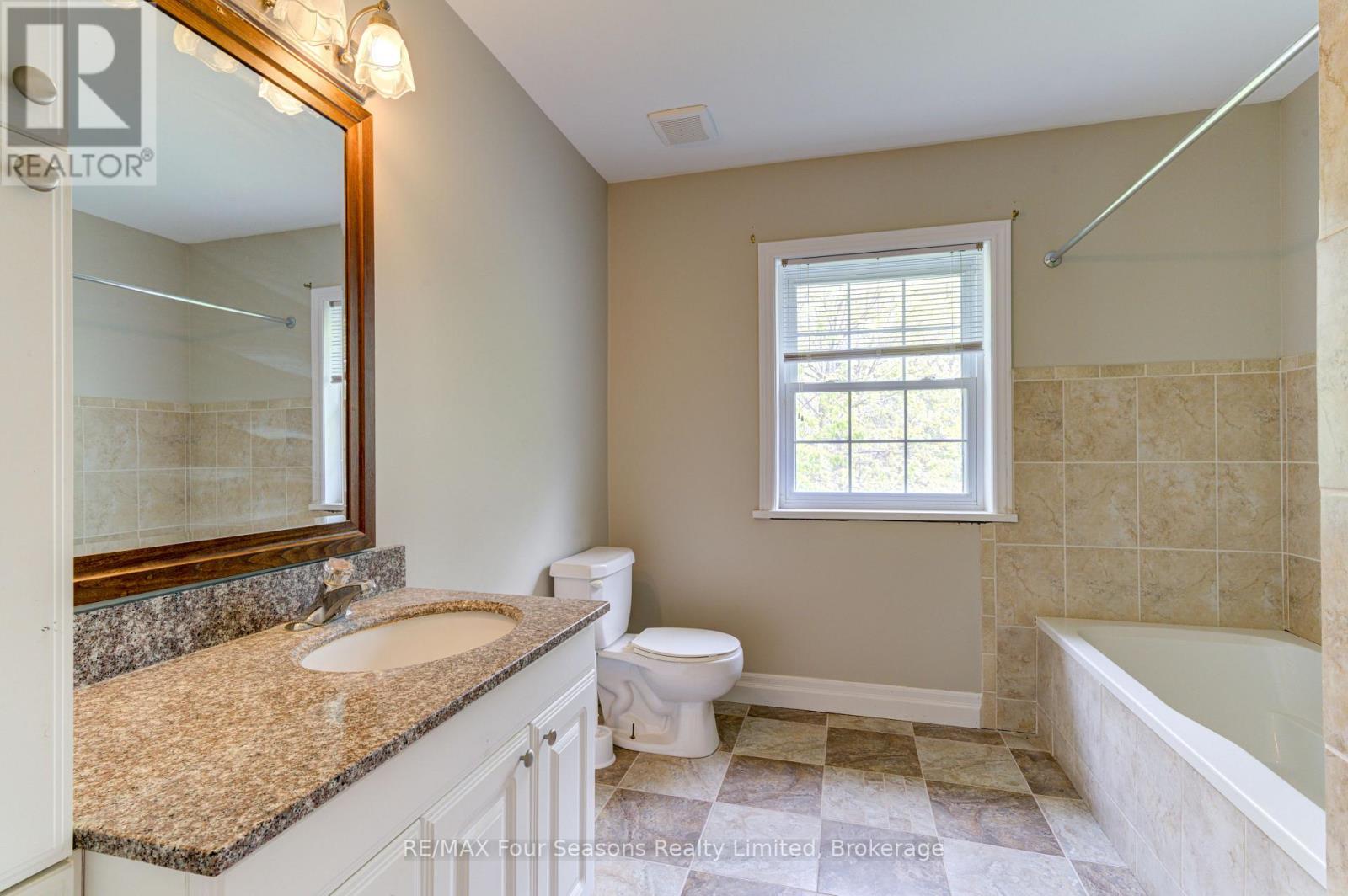 243 RIVER ROAD E - 28