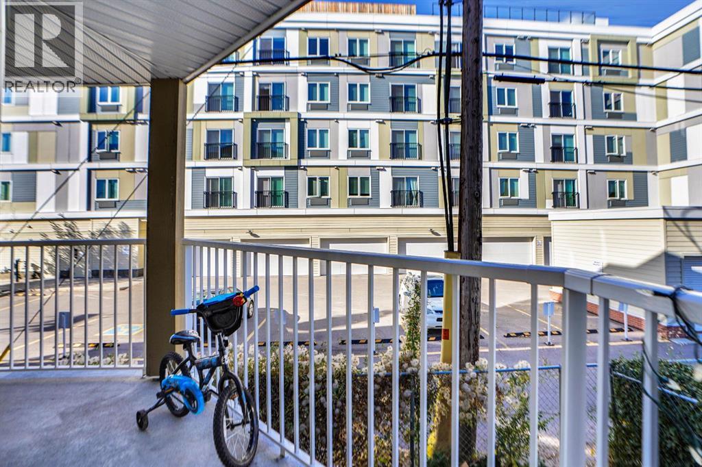 Single Family House for Sale in    Avenue NE Tuxedo Park Calgary 