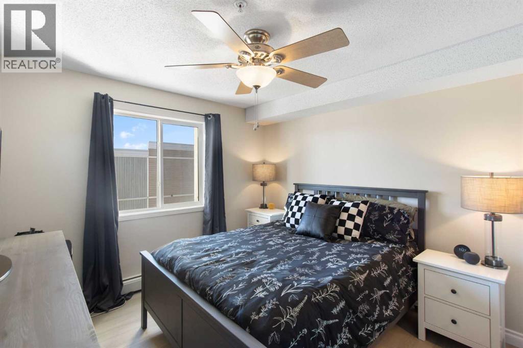 505 Railway Street West, Cochrane
