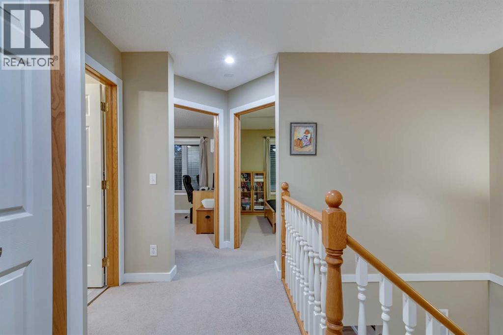Single Family House for Sale in  Inglewood Cove SE Inglewood Calgary 
