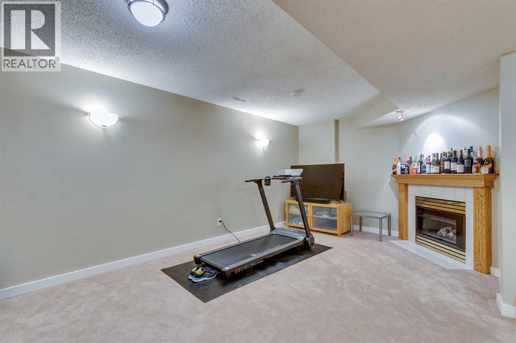 Single Family House for Sale in  Inglewood Cove SE Inglewood Calgary 