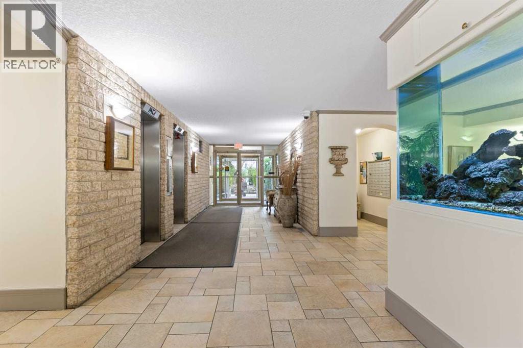 Single Family House for Sale in   Varsity Lane NW Varsity Calgary 