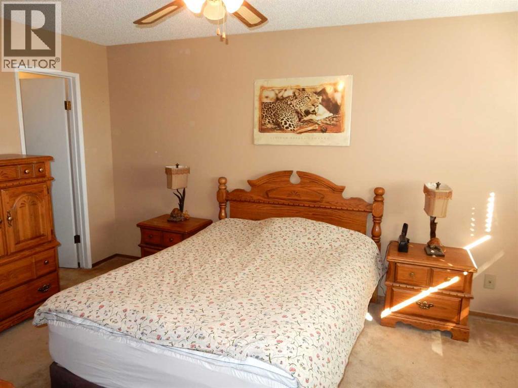 Single Family House for Sale in  Bedwood Rise NE Beddington Heights Calgary 