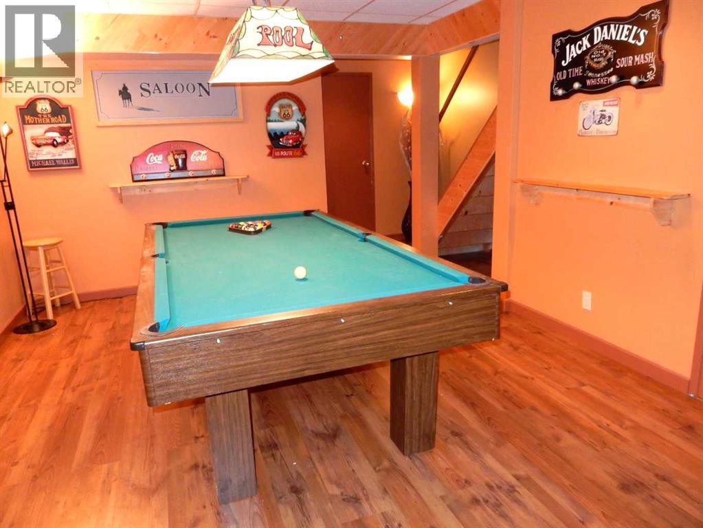Single Family House for Sale in  Bedwood Rise NE Beddington Heights Calgary 